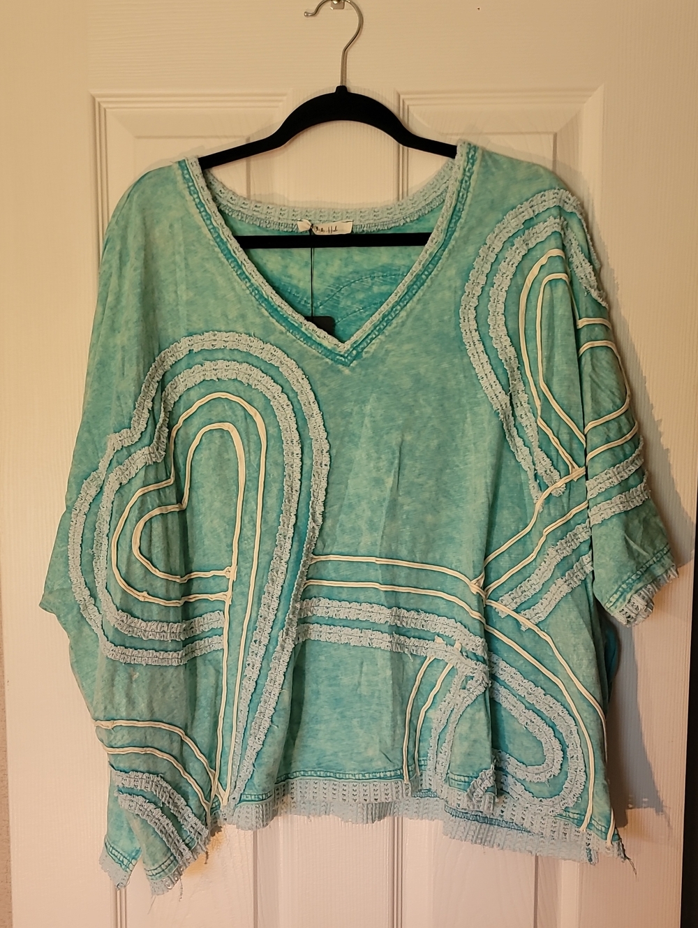 Oli & Hali Aqua V-Neck Women's Top with Crochet Trim